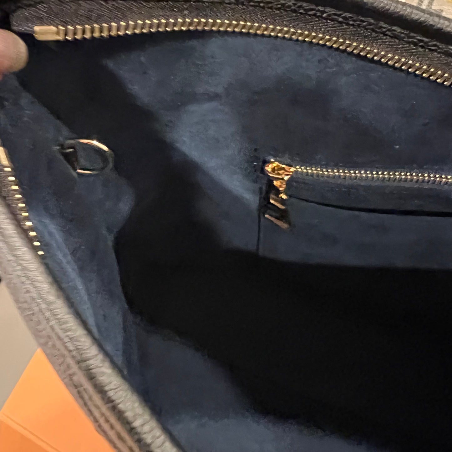 LOUIS VUITTON Black Empreinte Carryall MM