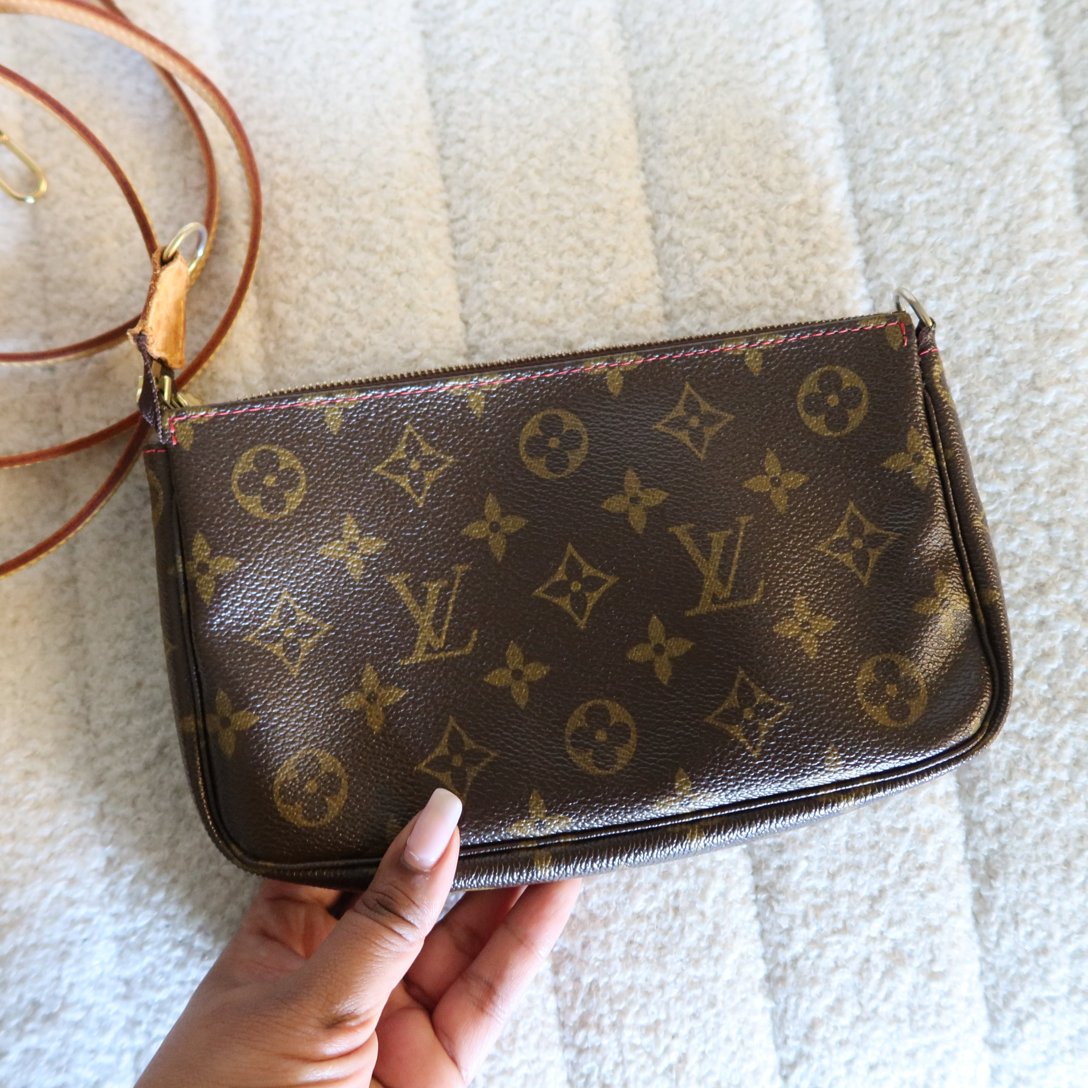 LOUIS VUITTON Monogram Murakami Cherry Pochette Accessoires