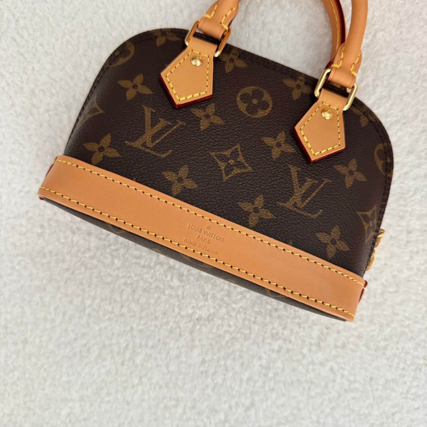 LOUIS VUITTON Monogram Nano Alma