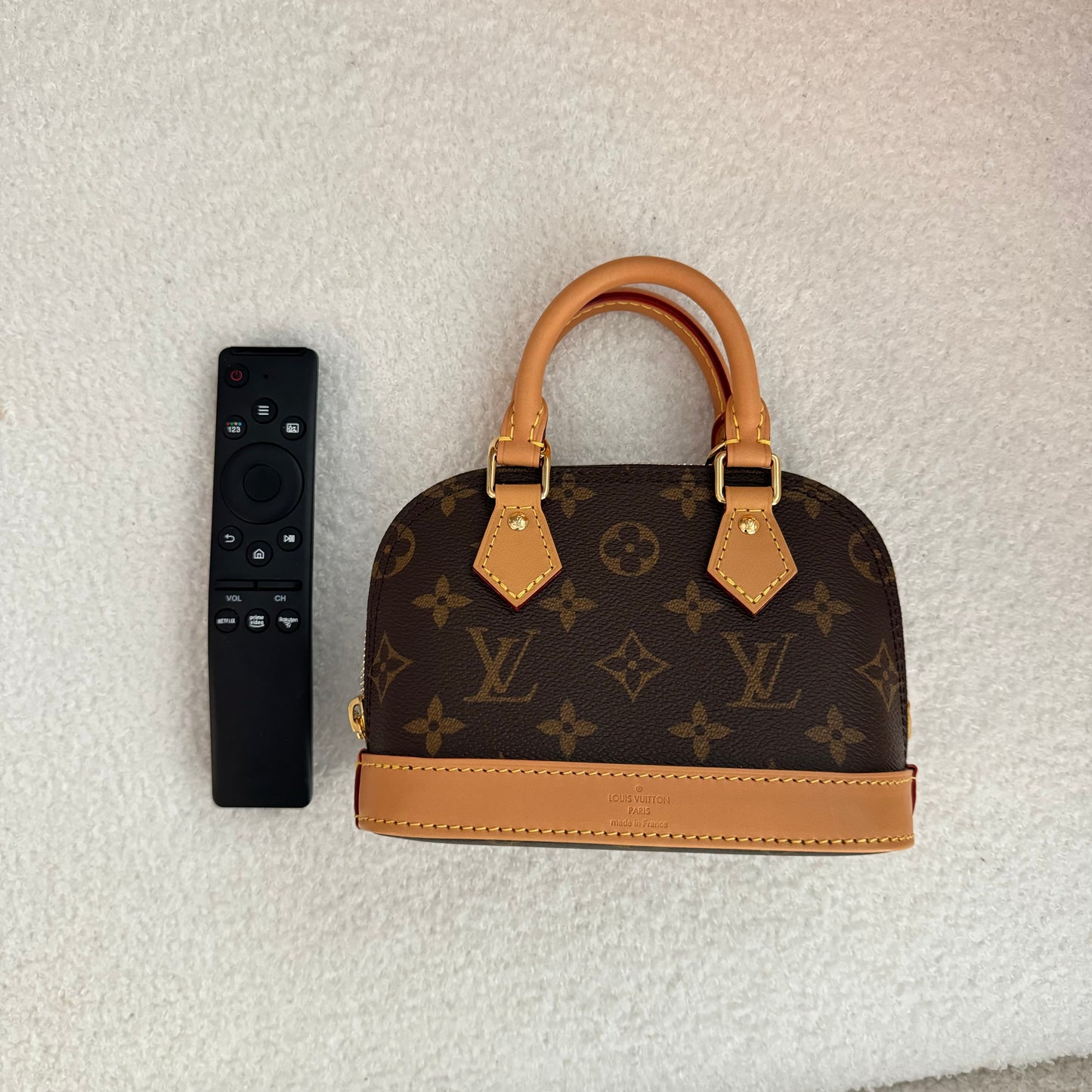 LOUIS VUITTON Monogram Nano Alma