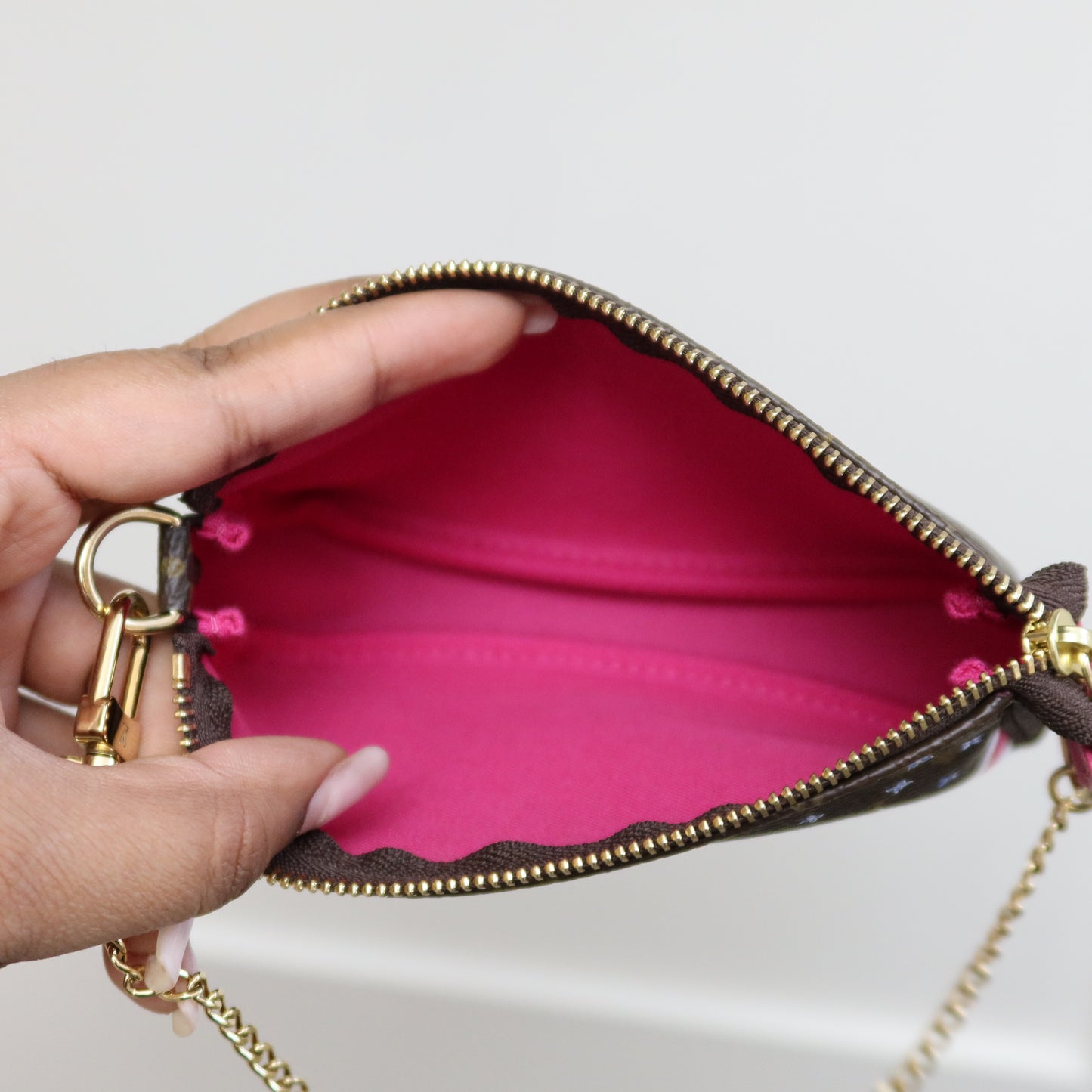 LOUIS VUITTON Monogram Mini Pochette Vivienne