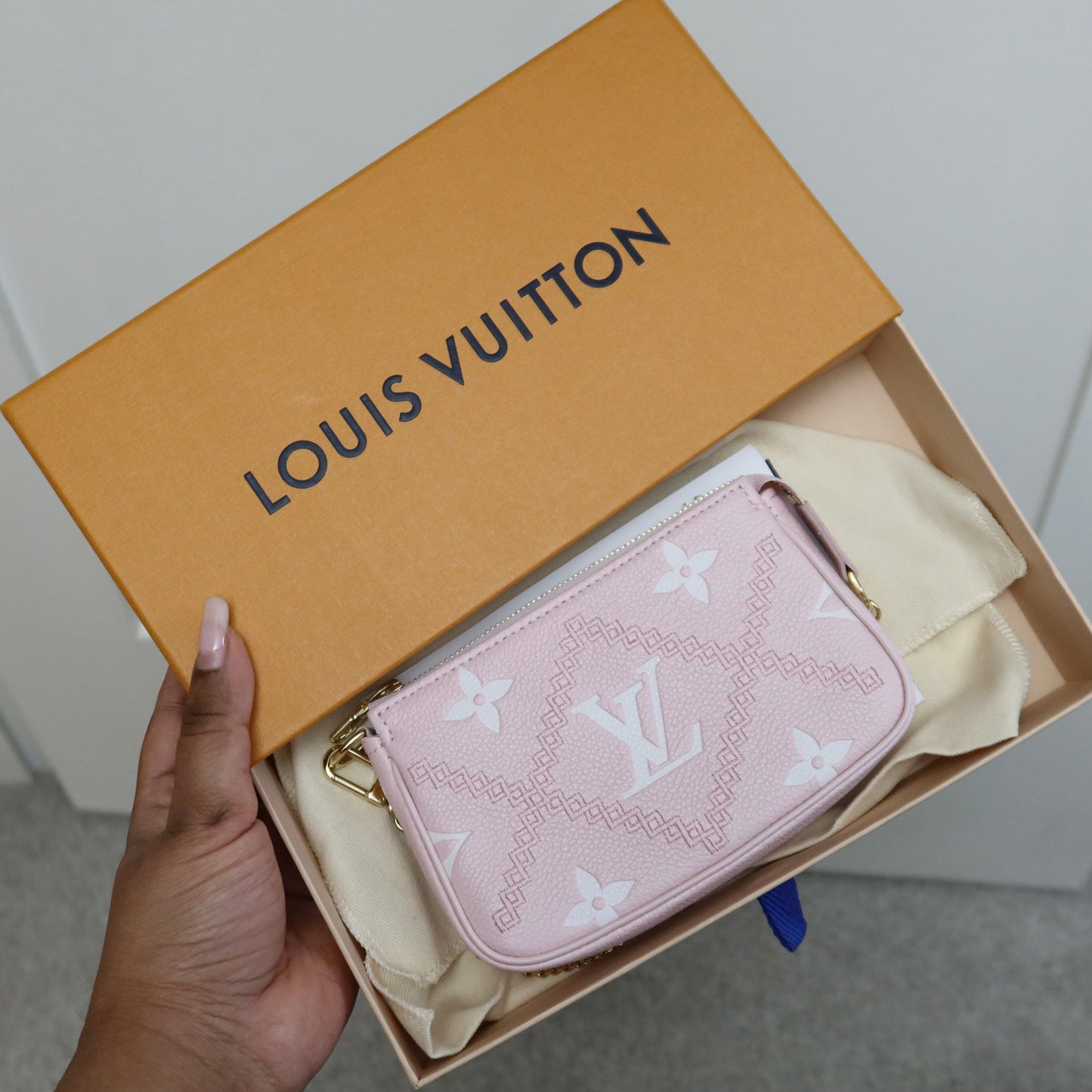 LOUIS VUITTON Pink Bicolor Empreinte Mini Pochette