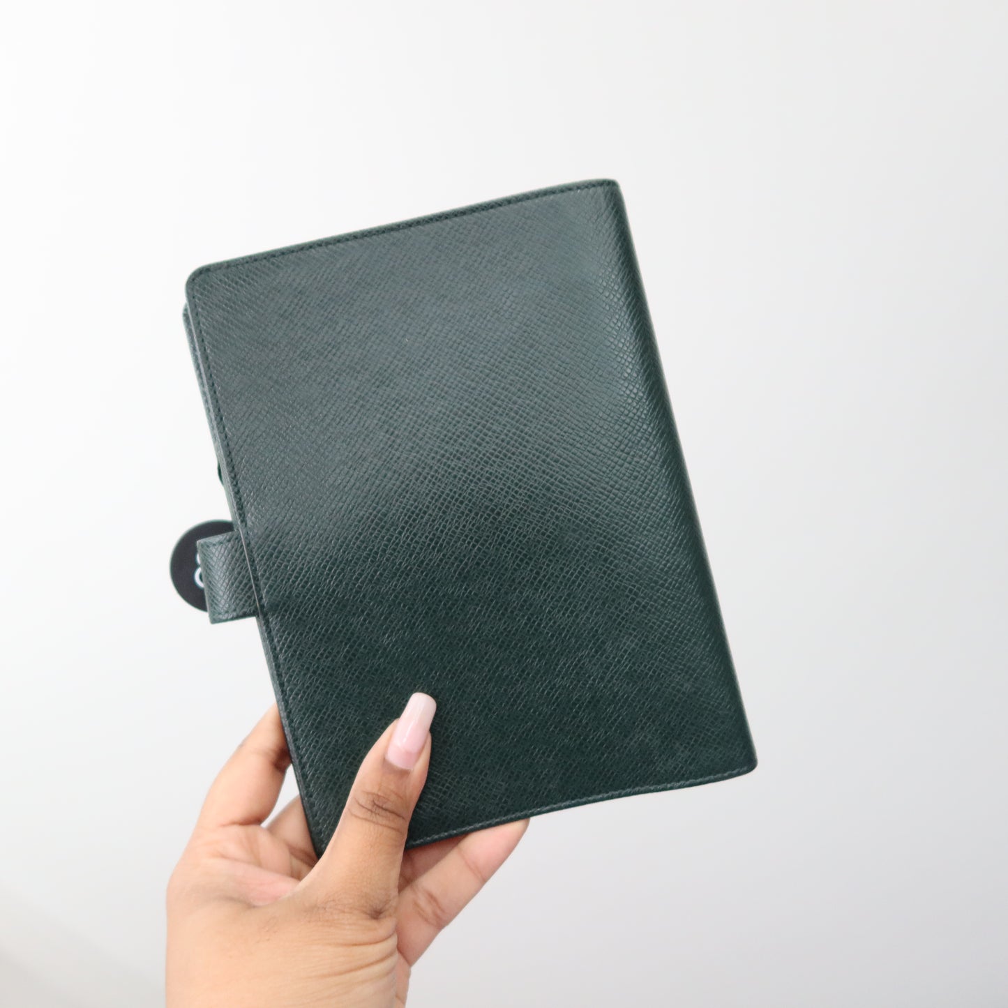 LOUIS VUITTON Taiga Leather Green Agenda MM