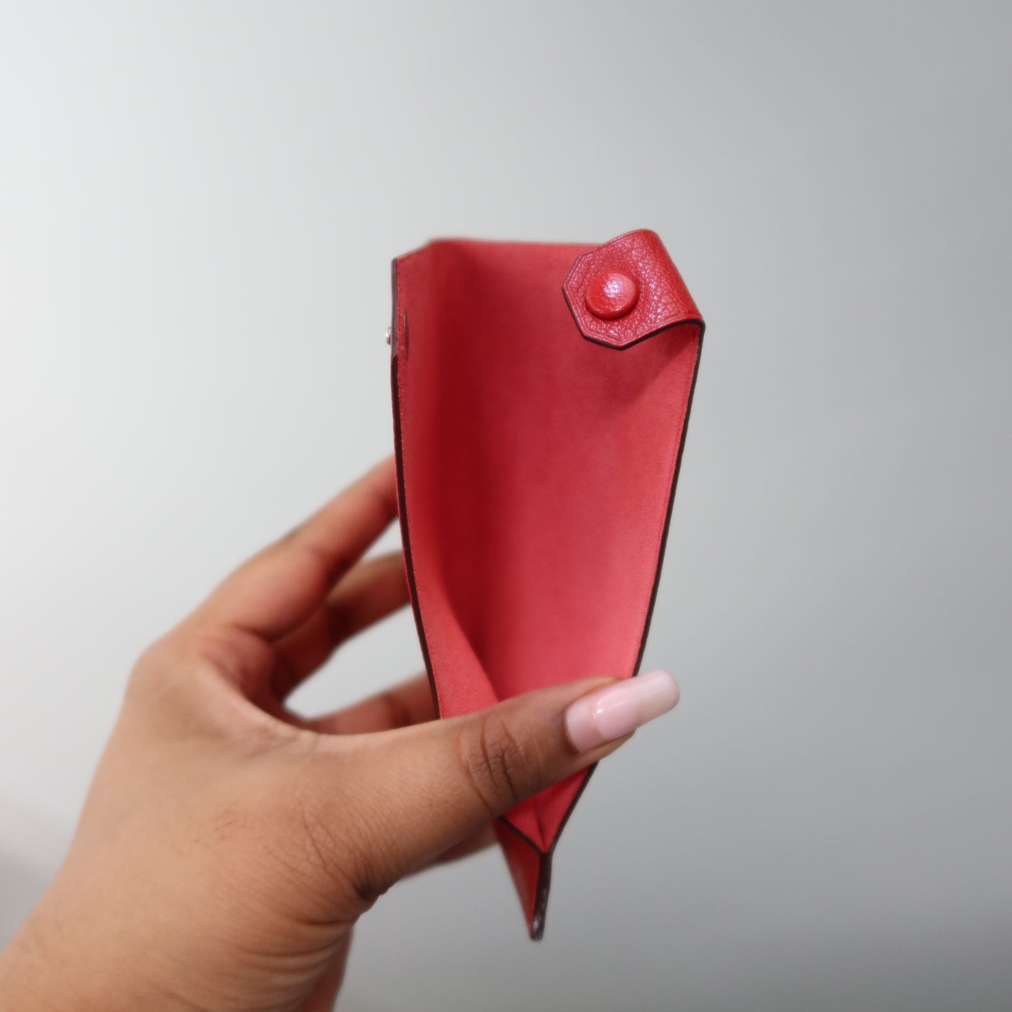 HERMES Tarmac Passport Holder Red