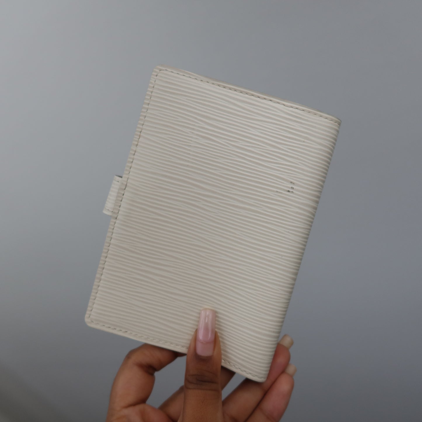 LOUIS VUITTON Cream Epi Leather Agenda MM