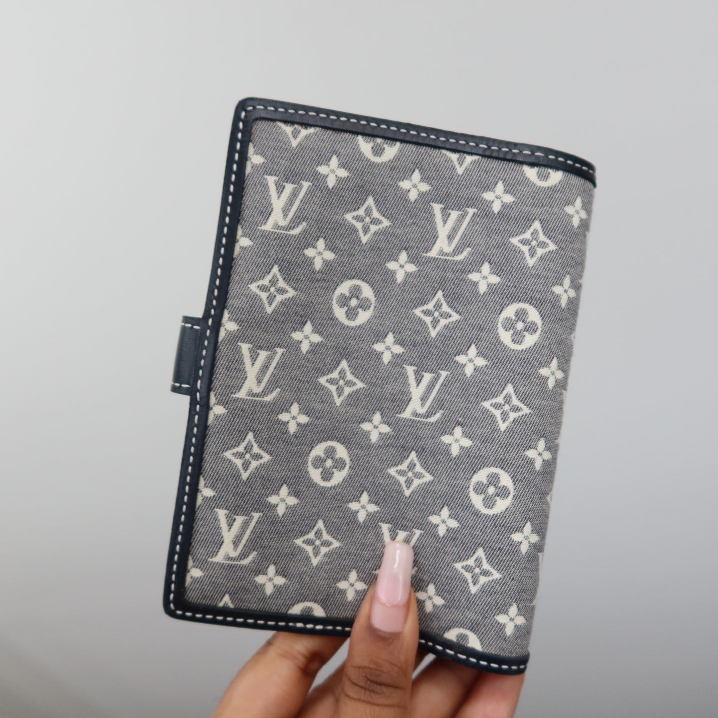 LOUIS VUITTON Mini Lin Navy Agenda MM