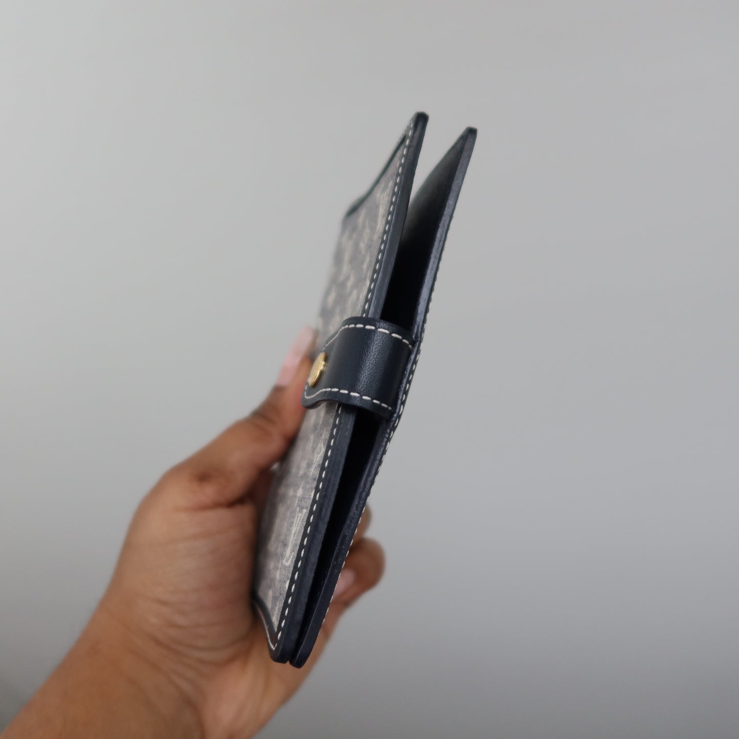 LOUIS VUITTON Mini Lin Navy Agenda MM
