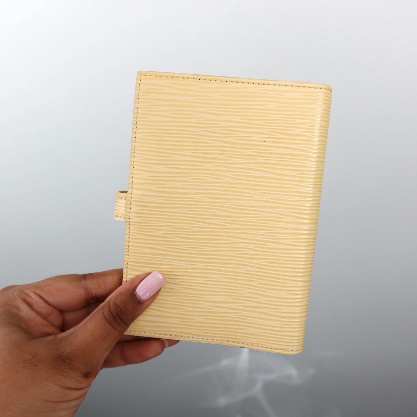 LOUIS VUITTON Butter Yellow Epi Leather Acrylic Clasp Agenda PM