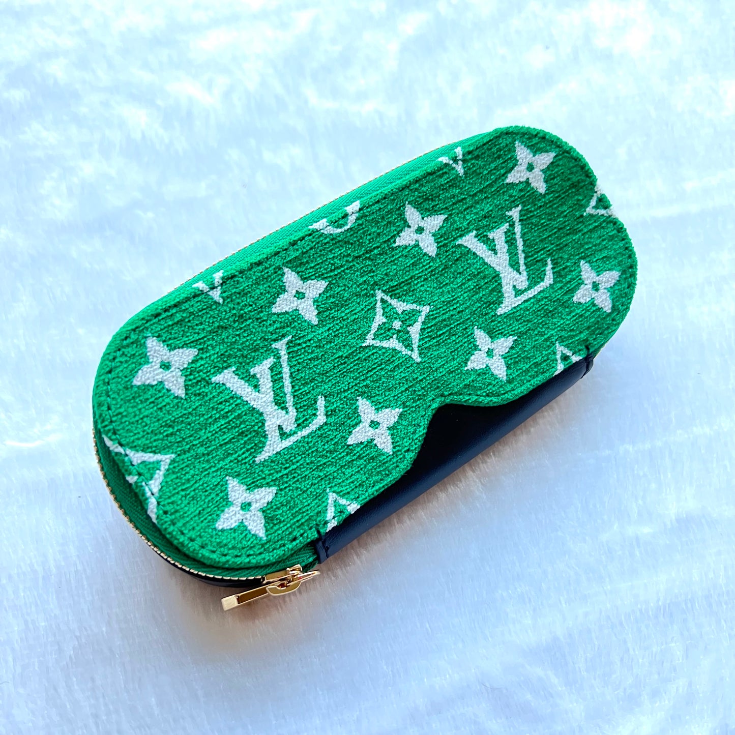 LOUIS VUITTON Match Collection Green Fabric Sunglasses Case GM