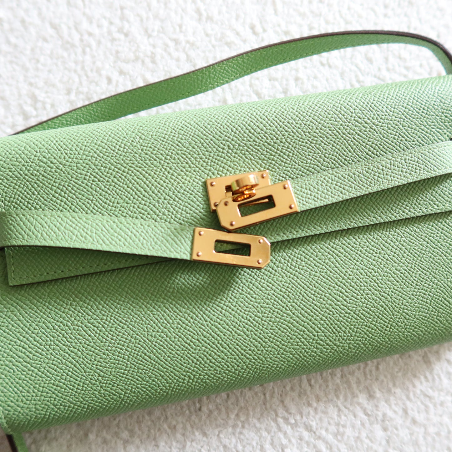 HERMES Kelly To Go Wallet on Strap Epsom Leather Verso Green and Blue GHW