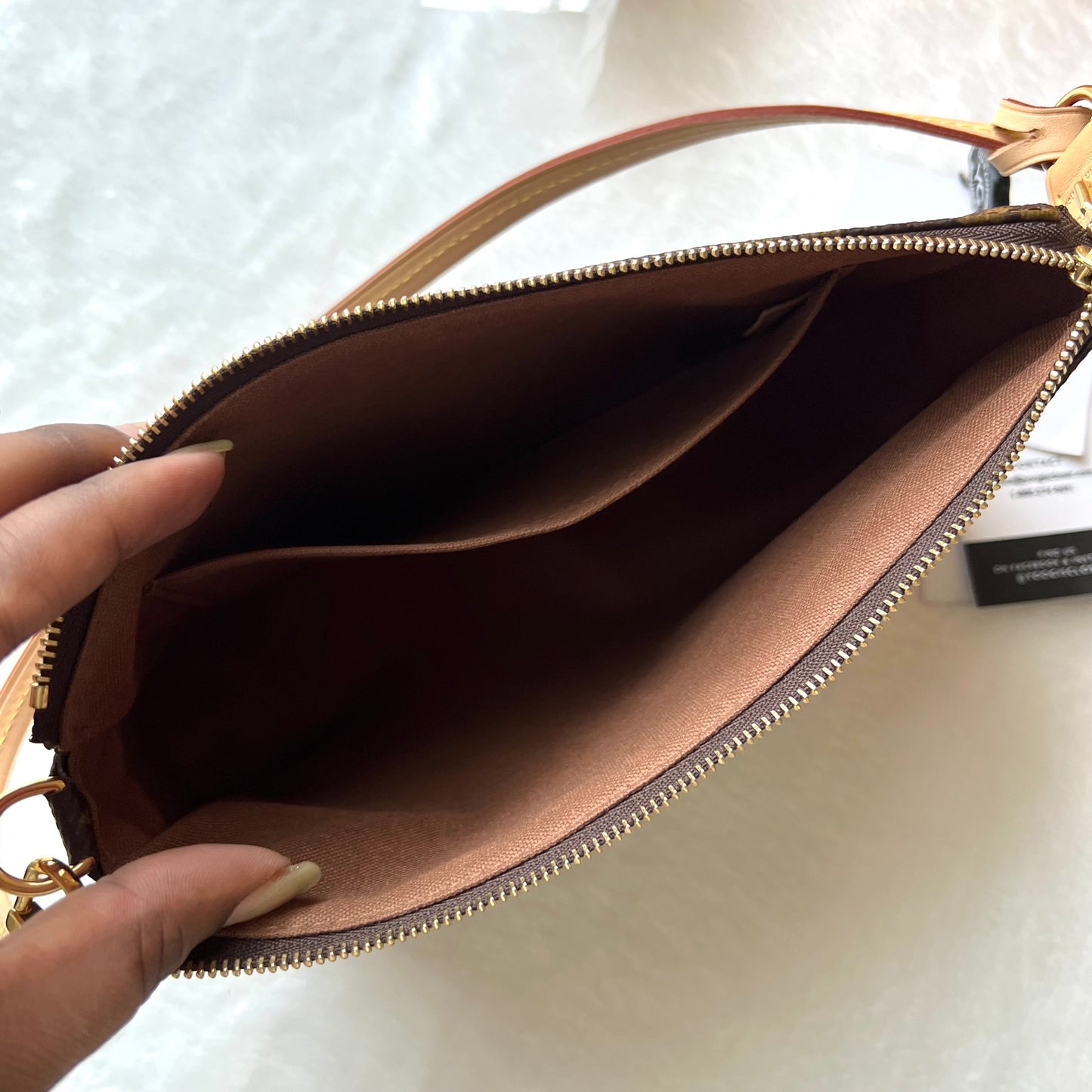 LOUIS VUITTON Monogram Pochette Accessoires