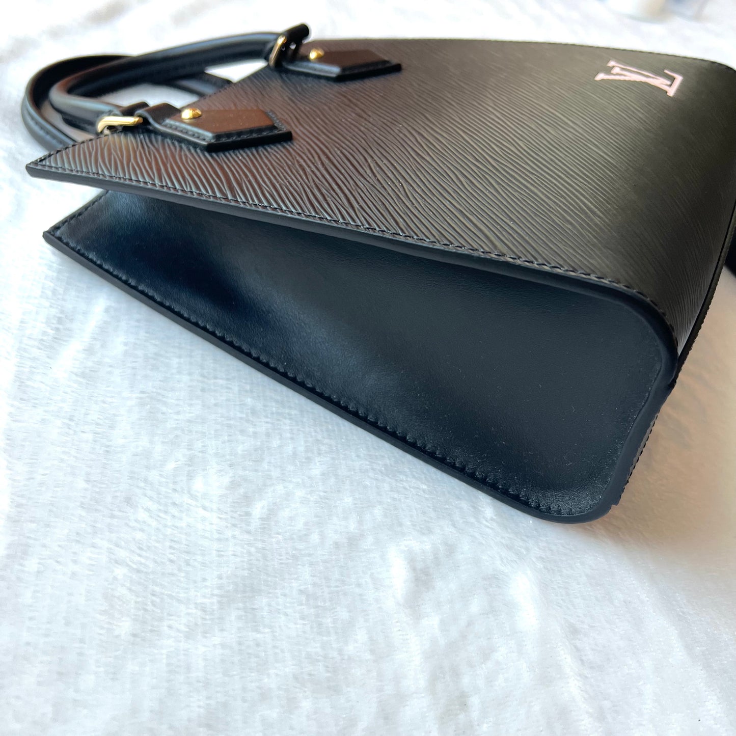 LOUIS VUITTON Black Epi Sac Plat BB