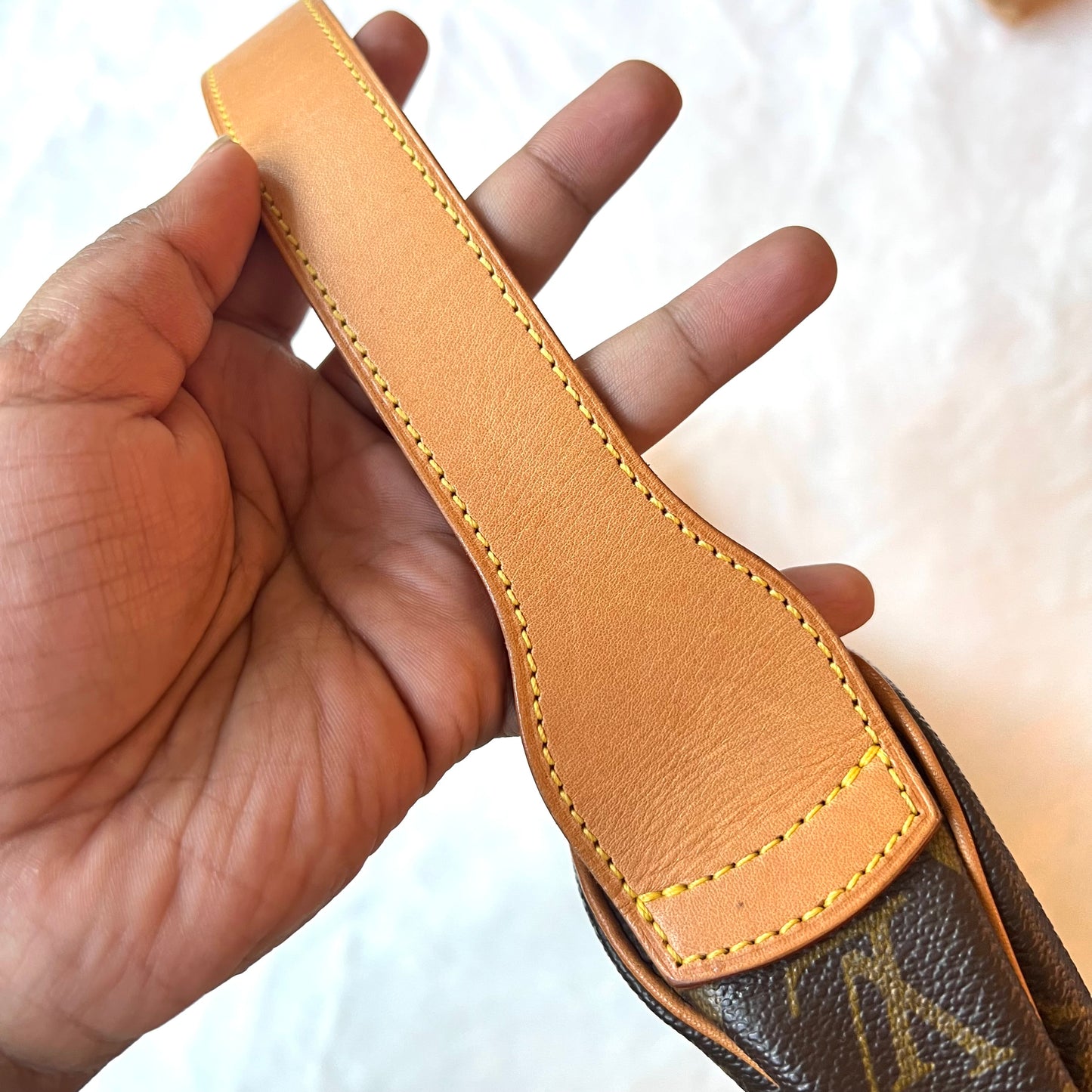 LOUIS VUITTON Monogram Croissant MM
