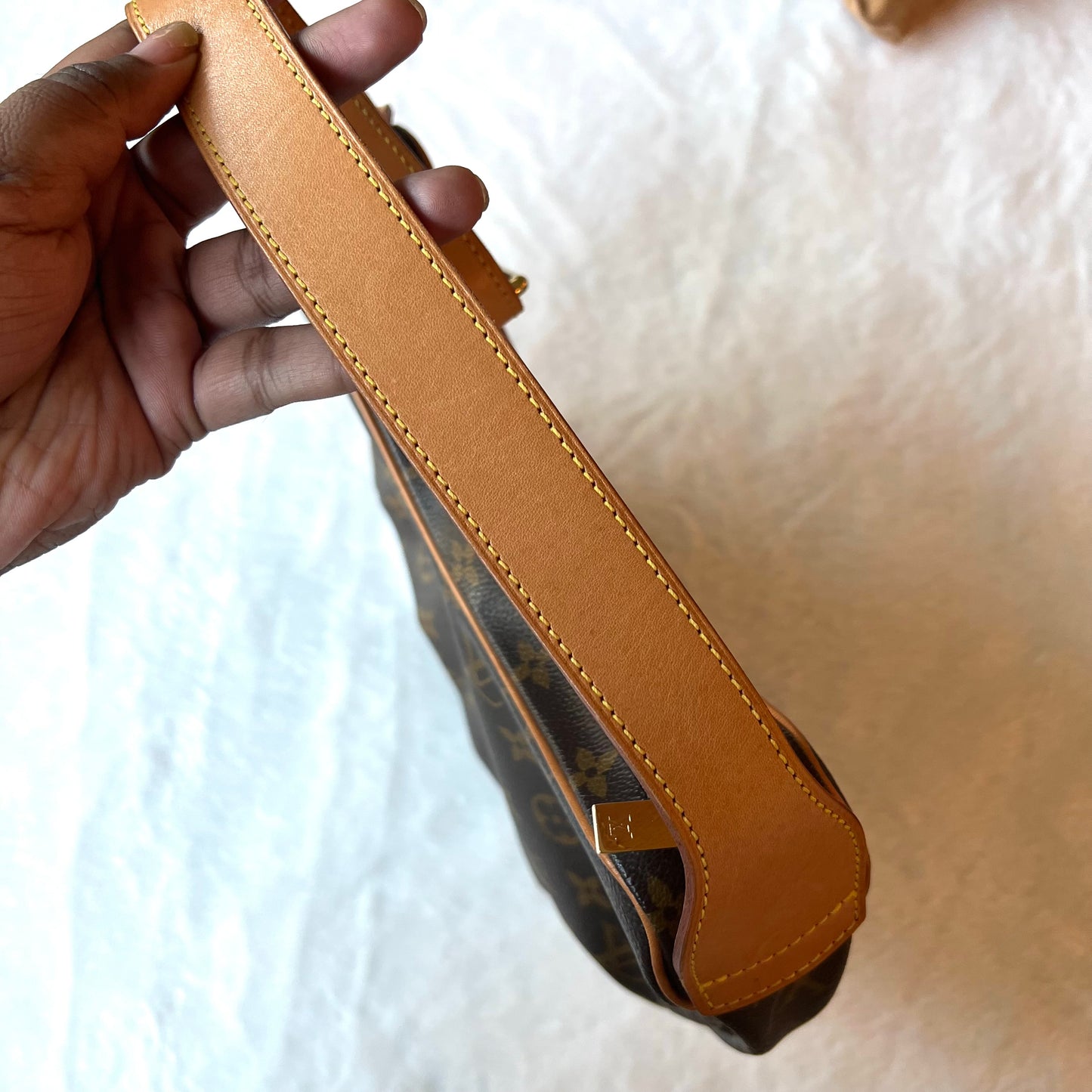 LOUIS VUITTON Monogram Croissant MM