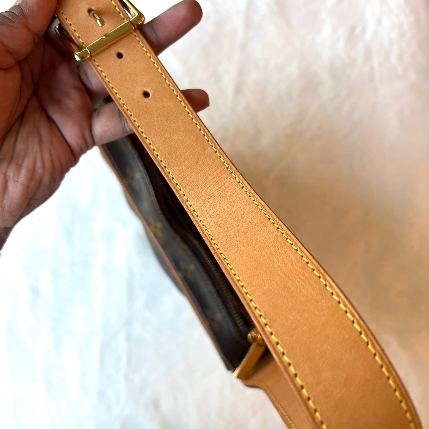 LOUIS VUITTON Monogram Croissant MM