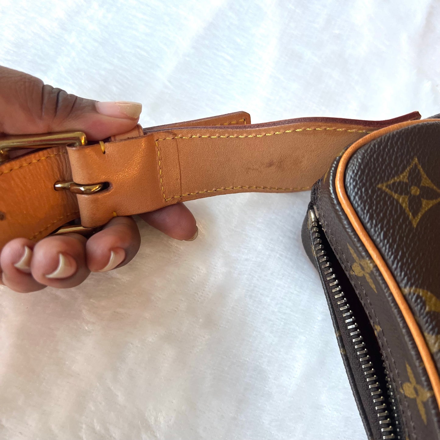LOUIS VUITTON Monogram Croissant MM