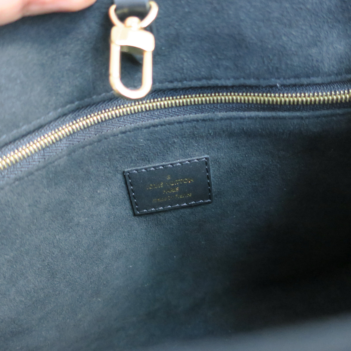 Louis Vuitton OntheGo PM Black Empreinte