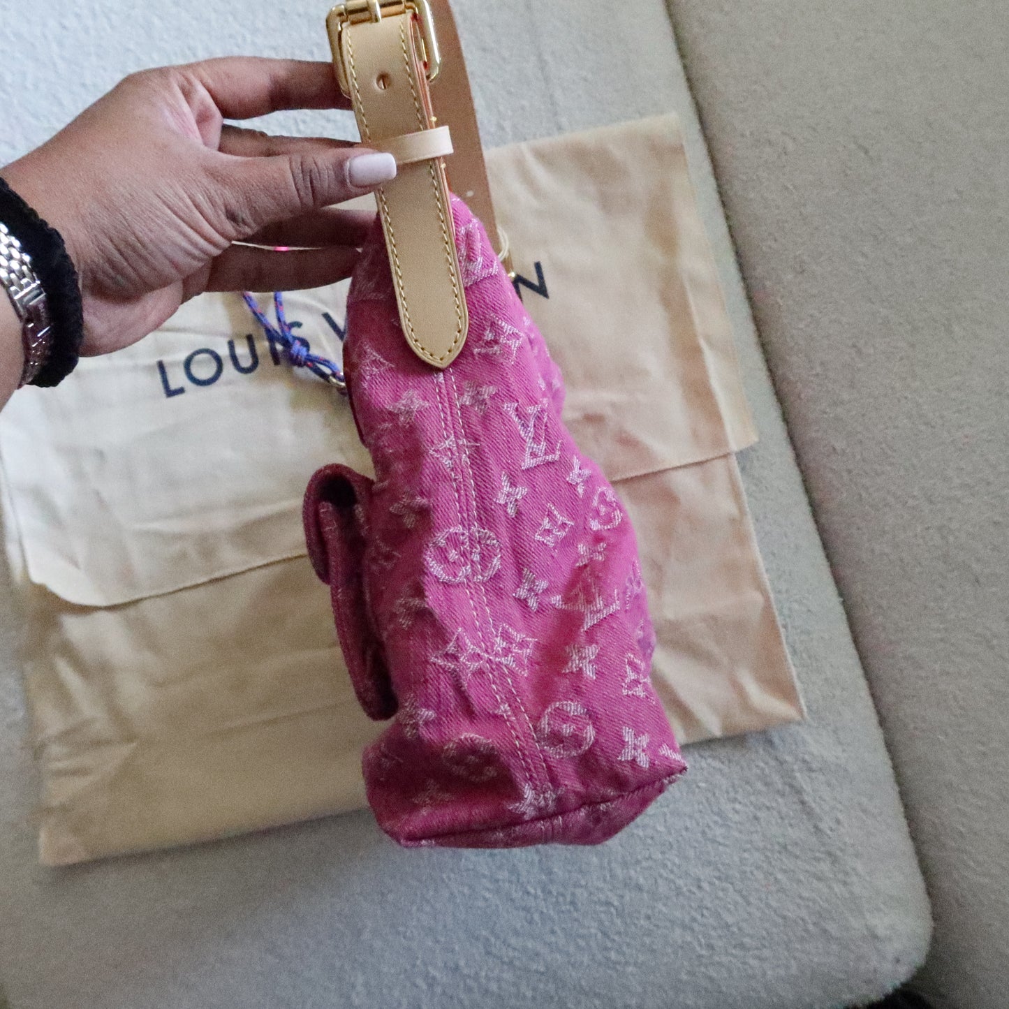LOUIS VUITTON Fuschia Pink Baggy (new version)